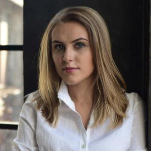 Meet your Posher, Elizabeth